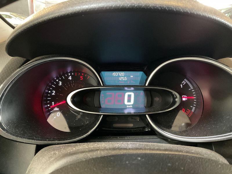 Renault Clio 1.5 dCi Energy Business 2018 – снимка 18