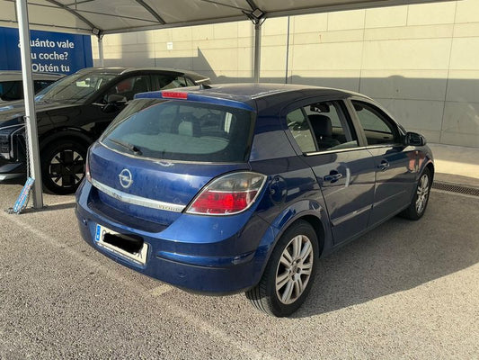 Opel Astra 1.9 CDTI Cosmo 2008 – снимка 2