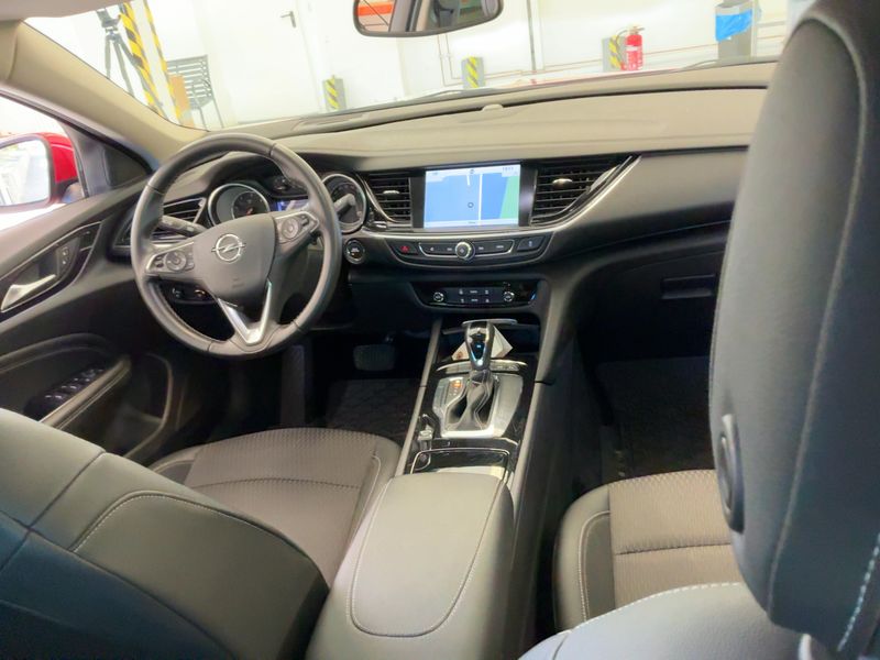 Opel Insignia Grand Sport 2.0 CDTI Innovation 2017 – снимка 18