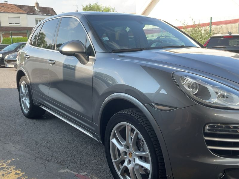 Porsche Cayenne Diesel Platinum Edition 2014 – снимка 12