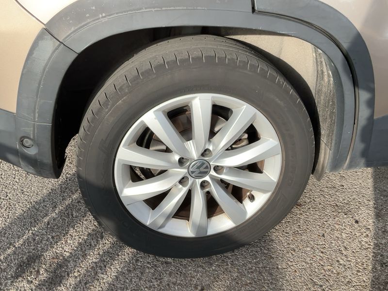 Volkswagen Tiguan 2.0 TDI Advance BlueMotion Tech 2014 – снимка 19