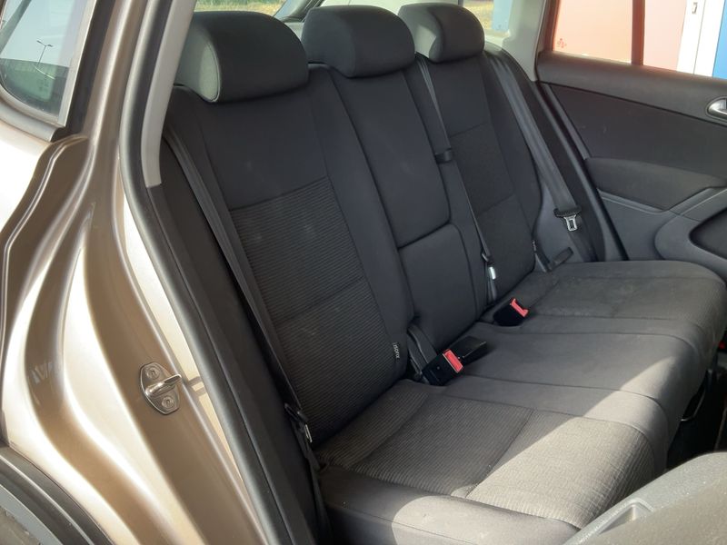 Volkswagen Tiguan 2.0 TDI Advance BlueMotion Tech 2014 – снимка 14