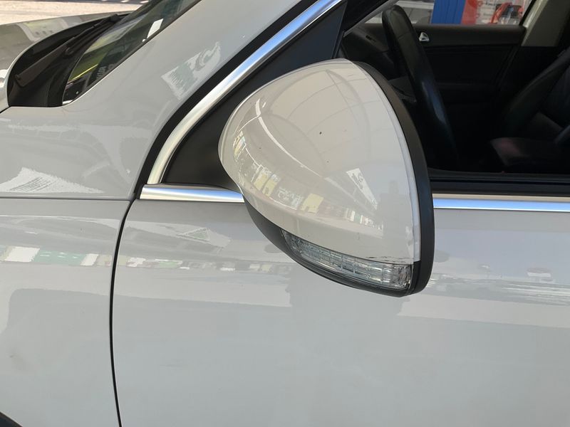 Volkswagen Tiguan 2.0 TDI 4Motion 2010 – снимка 31