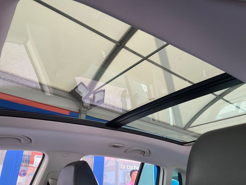 Volkswagen Tiguan 2.0 TDI 4Motion 2010 – снимка 26