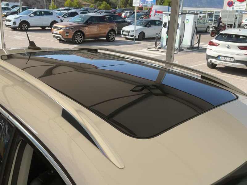 Volkswagen Tiguan 2.0 TDI 4Motion 2010 – снимка 13