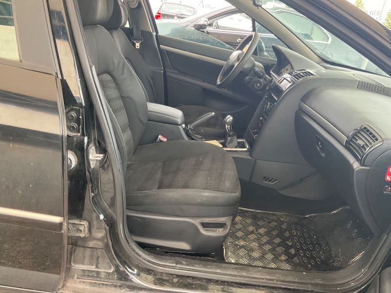 Peugeot 407 1.6 HDi Pack Limited 2010 – снимка 3