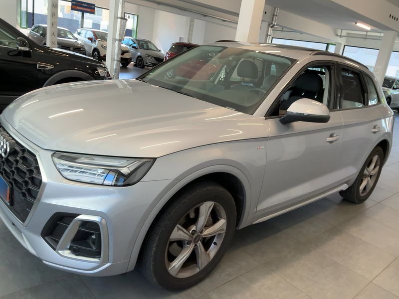Audi Q5 40 TDI Mild-Hybrid quattro S line 2022 – снимка 2