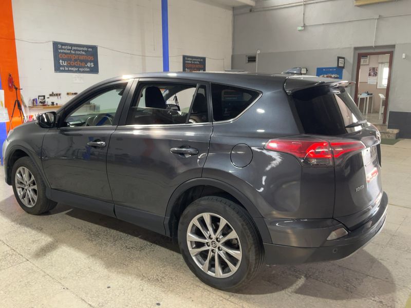 Toyota RAV 4 2.0 D-4D Advance 2018 – снимка 6