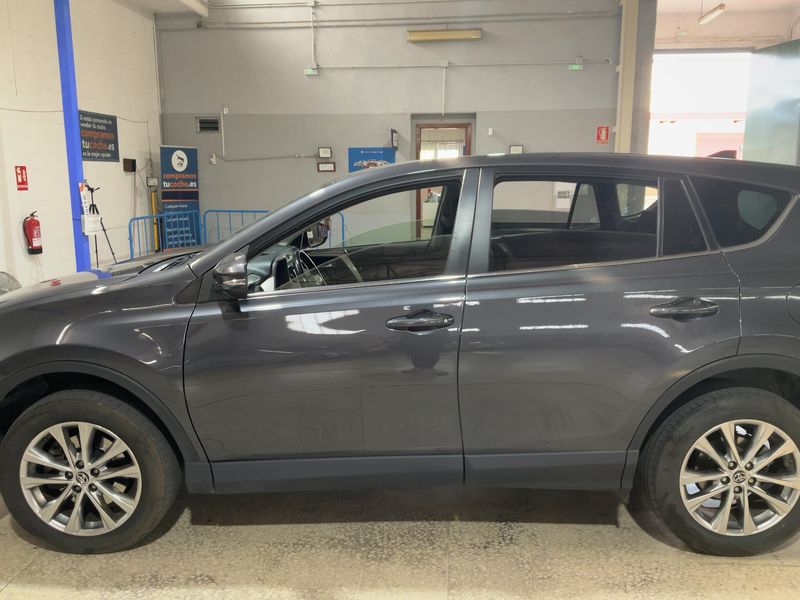 Toyota RAV 4 2.0 D-4D Advance 2018 – снимка 4