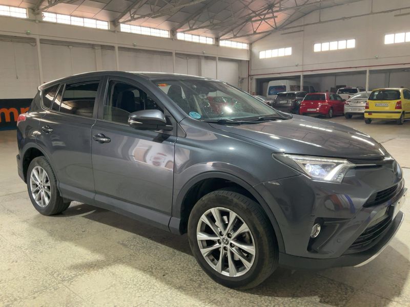 Toyota RAV 4 2.0 D-4D Advance 2018 – снимка 12