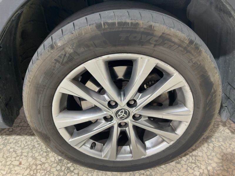 Toyota RAV 4 2.0 D-4D Advance 2018 – снимка 11