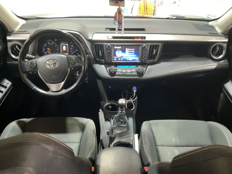 Toyota RAV 4 2.0 D-4D Advance 2018 – снимка 17