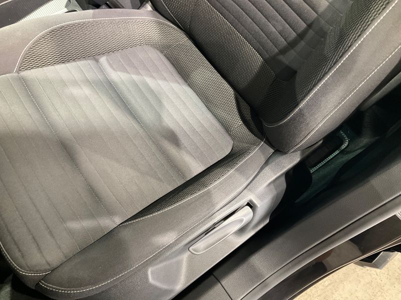 Volkswagen Tiguan 2.0 TDI Sport & Style 4Motion 2015 – снимка 26