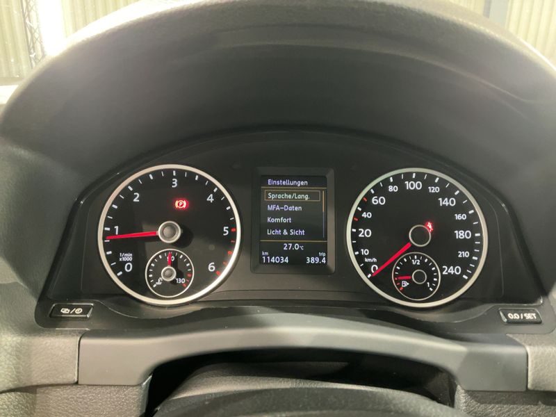 Volkswagen Tiguan 2.0 TDI Sport & Style 4Motion 2015 – снимка 18