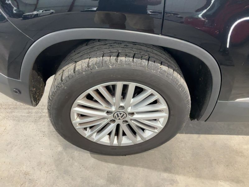 Volkswagen Tiguan 2.0 TDI Sport & Style 4Motion 2015 – снимка 9