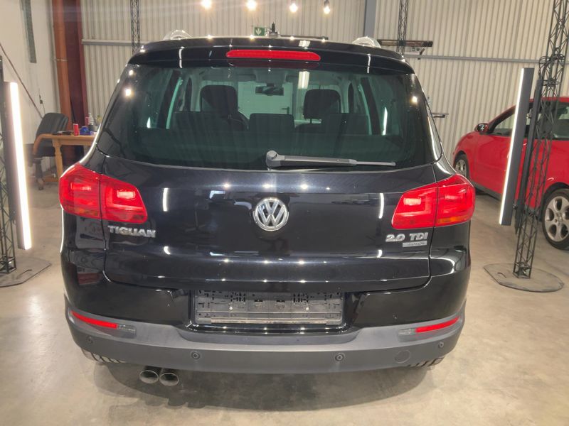 Volkswagen Tiguan 2.0 TDI Sport & Style 4Motion 2015 – снимка 7