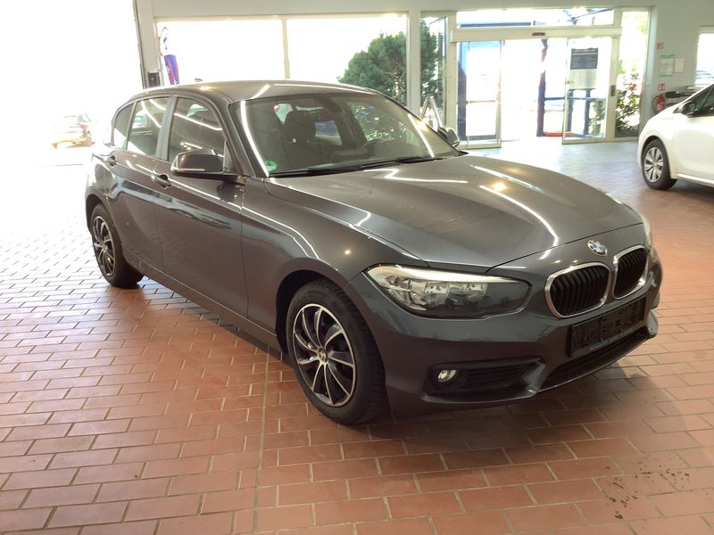 BMW 1er 116d Advantage 2018 – снимка 12