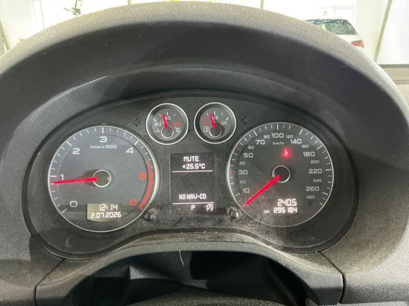 Audi A3 Sportback 2.0 TDI Ambition 2010 – снимка 4