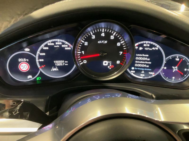 Porsche Panamera GTS 2019 – снимка 18