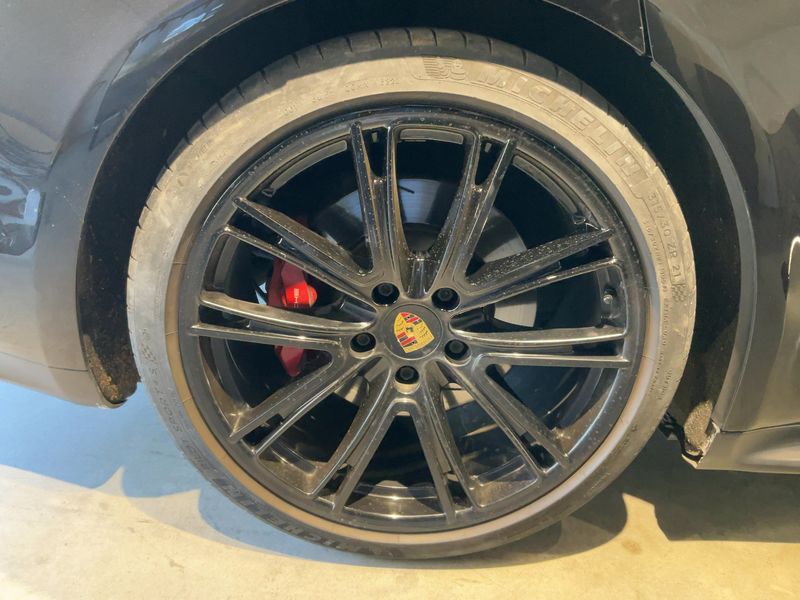 Porsche Panamera GTS 2019 – снимка 9