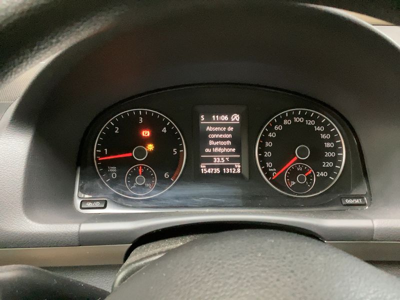 Volkswagen Touran 1.6 TDI Trendline BlueMotion Tech 2014 – снимка 18