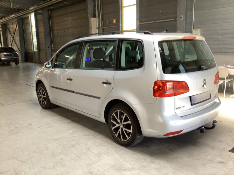 Volkswagen Touran 1.6 TDI Trendline BlueMotion Tech 2014 – снимка 6