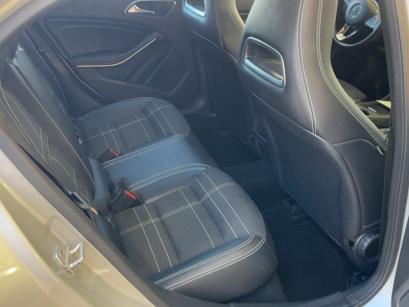 Mercedes-Benz A-Klasse A 200 CDI Urban 2017 – снимка 19