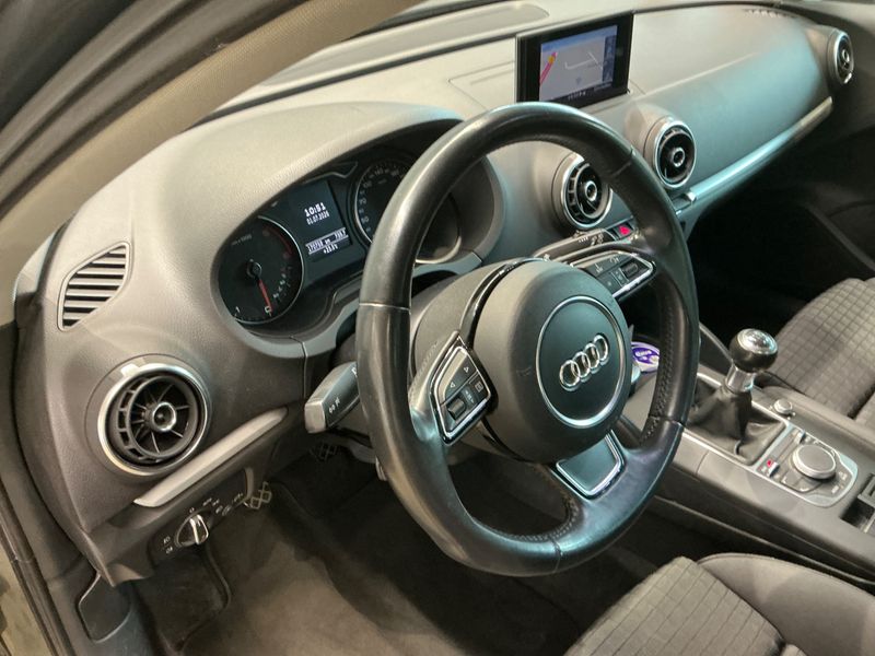 Audi A3 Sportback 2.0 TDI Ambition 2014 – снимка 22