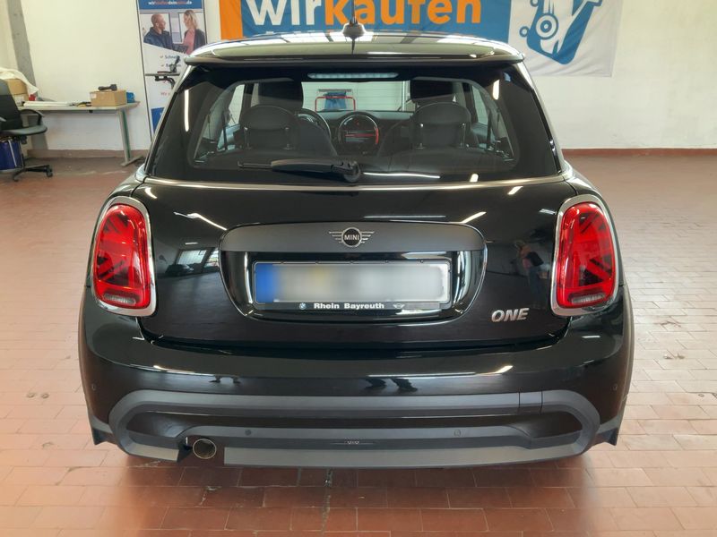 MINI One Essential Trim 2022 – снимка 7