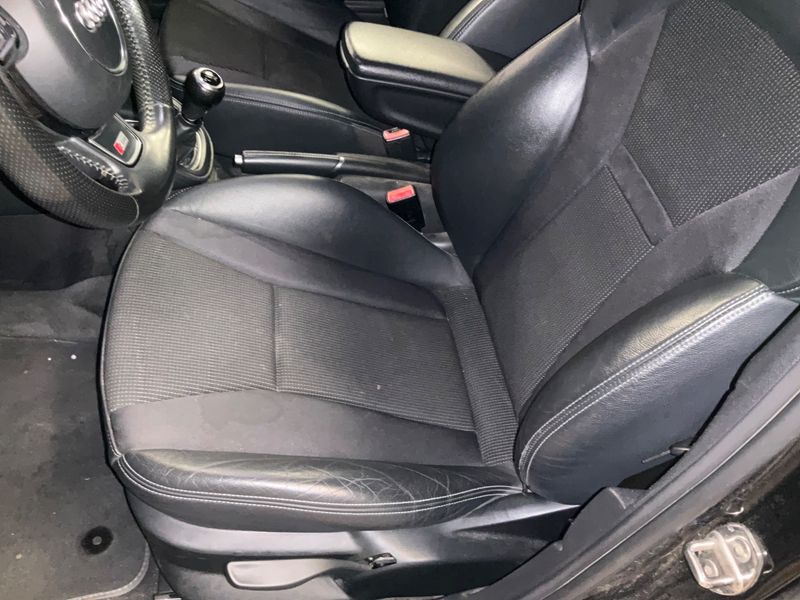 Audi A1 Sportback 1.6 TDI S line Sportpaket 2012 – снимка 26