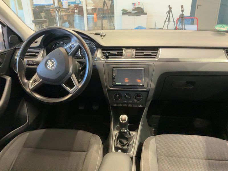 Skoda Rapid Spaceback 1.2 TSI Ambition 2014 – снимка 18