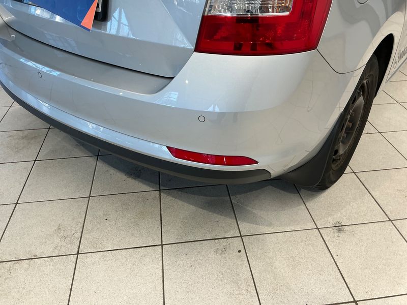 Skoda Rapid Spaceback 1.2 TSI Ambition 2014 – снимка 33