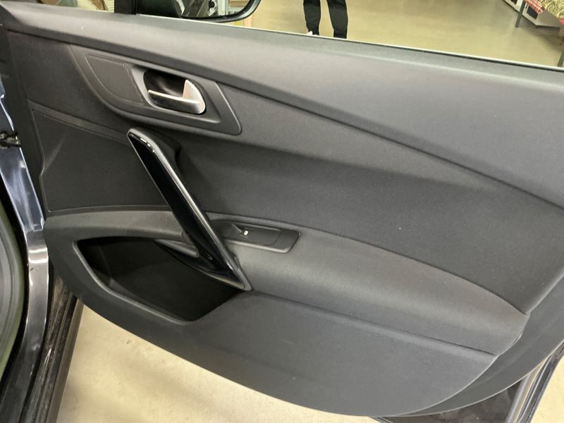 Peugeot 508 2.0 HDi Allure 2012 – снимка 30