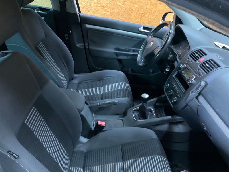 Volkswagen Golf V 1.9 TDI United BlueMotion Tech 2008 – снимка 3