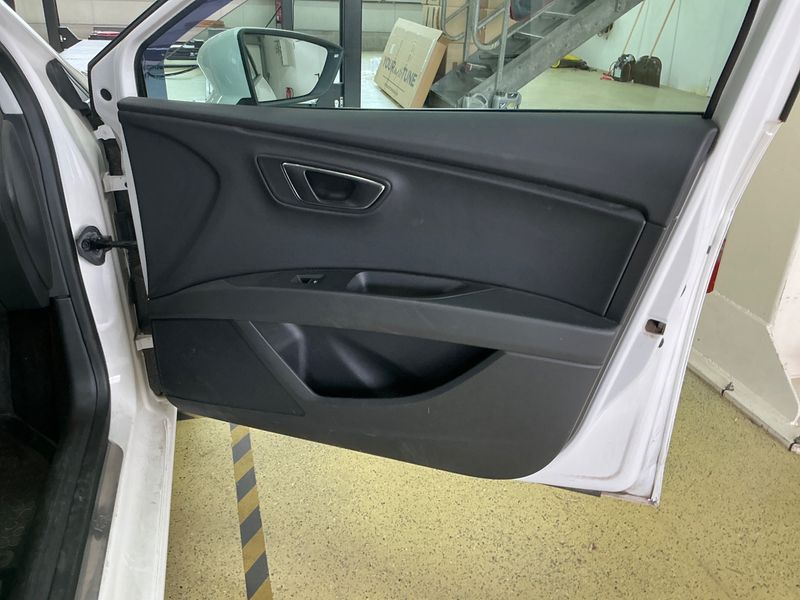 Seat Leon 2.0 TDI FR 2015 – снимка 25