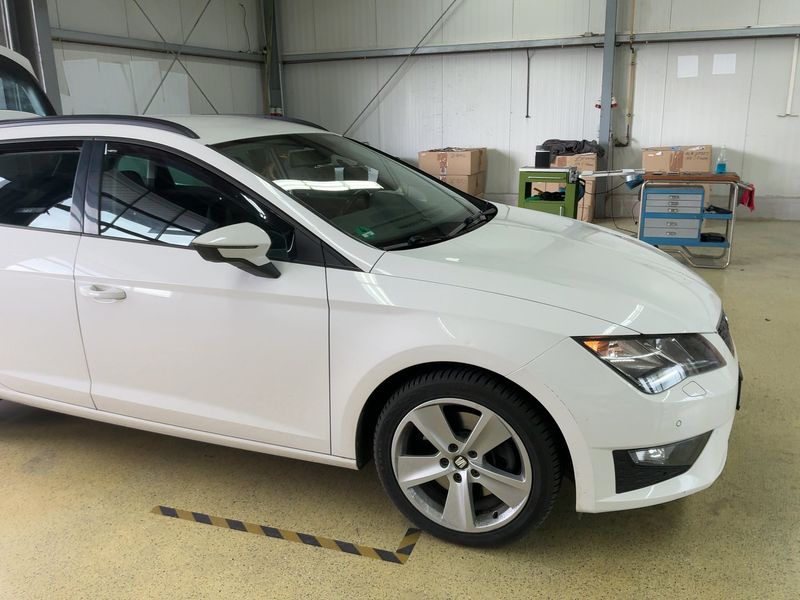 Seat Leon 2.0 TDI FR 2015 – снимка 12