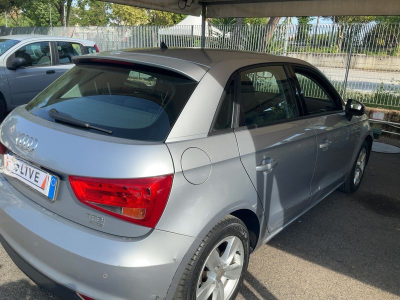 Audi A1 Sportback 1.0 TFSI 2017 – снимка 8
