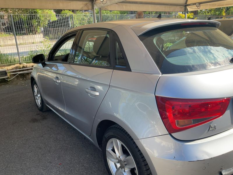 Audi A1 Sportback 1.0 TFSI 2017 – снимка 6