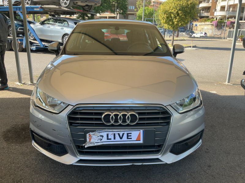 Audi A1 Sportback 1.0 TFSI 2017 – снимка 14