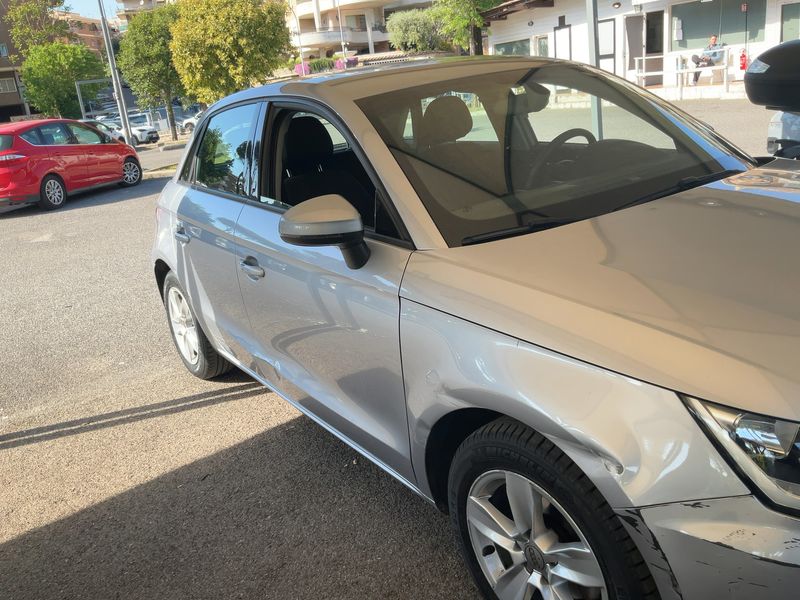 Audi A1 Sportback 1.0 TFSI 2017 – снимка 12
