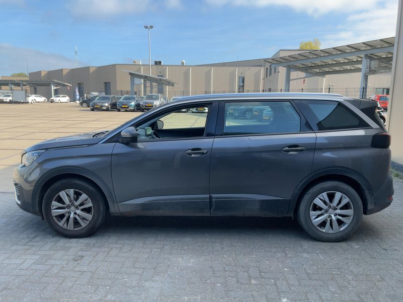 Peugeot 5008 1.2 PureTech Active 2017 – снимка 4