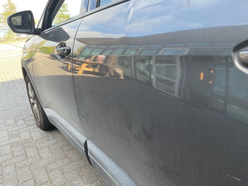 Peugeot 5008 1.2 PureTech Active 2017 – снимка 32
