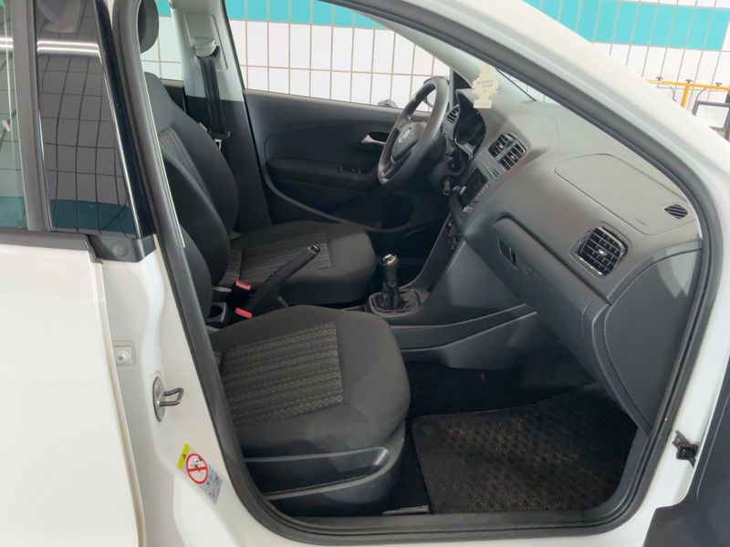 Volkswagen Polo 1.0 Trendline 2017 – снимка 16