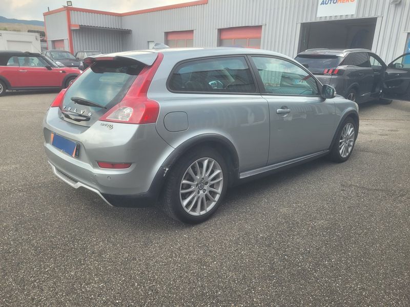 Volvo C30 1.6 DRIVe Summum 2010 – снимка 2