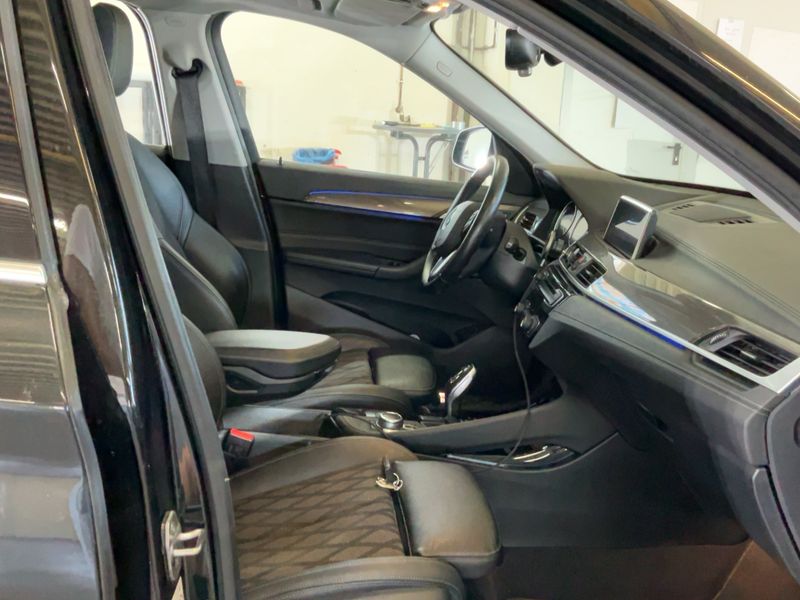 BMW X1 sDrive 18d xLine 2019 – снимка 16
