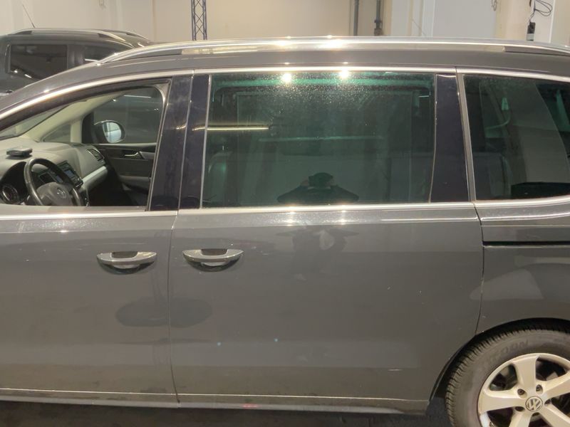 Volkswagen Sharan 2.0 TSI Highline 2011 – снимка 4