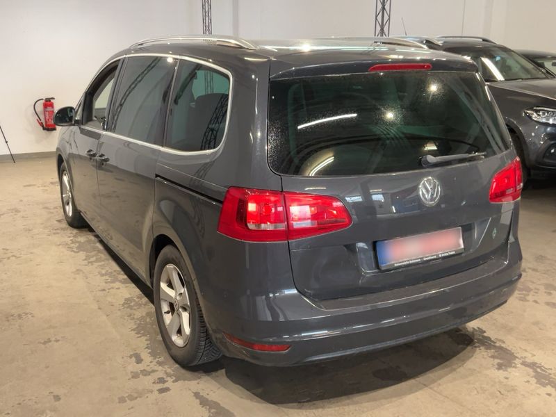 Volkswagen Sharan 2.0 TSI Highline 2011 – снимка 6