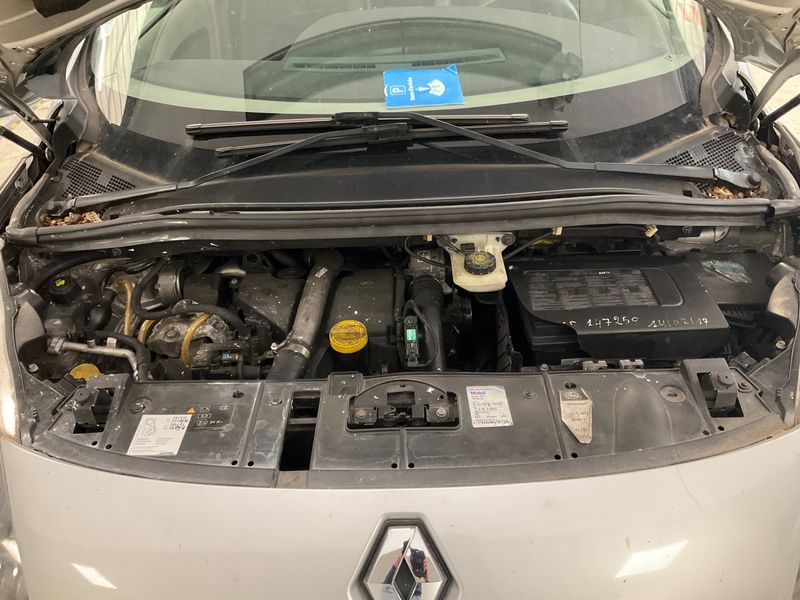 Renault Grand Scenic 1.5 dCi Exception 2011 – снимка на щета