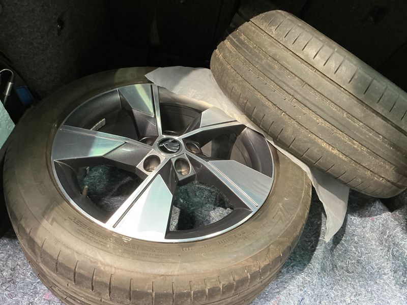 Skoda Octavia 2.0 TDI Scout 4x4 2016 – снимка 15