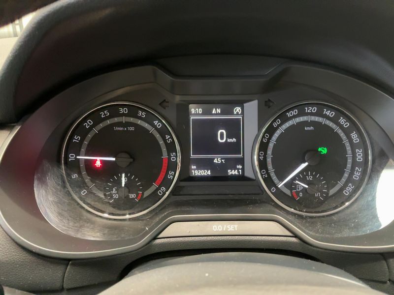 Skoda Octavia 2.0 TDI Scout 4x4 2016 – снимка 19